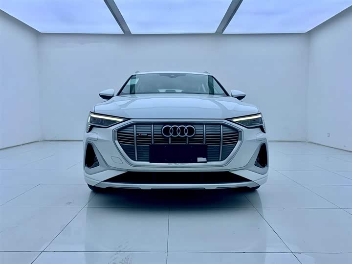 2021 Audi e-tron