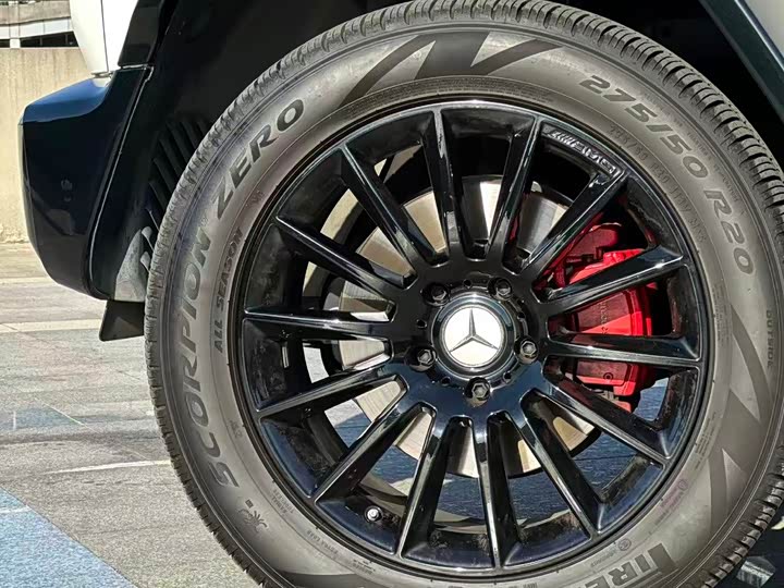 Фото 8 - Mercedes-Benz G-Class