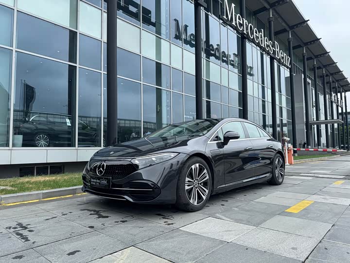 Фото 2 - Mercedes-Benz EQS