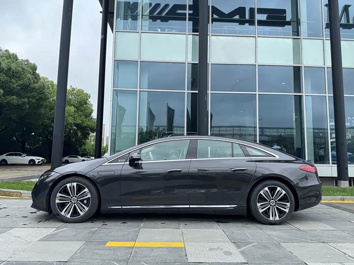 Фото 5 - Mercedes-Benz EQS