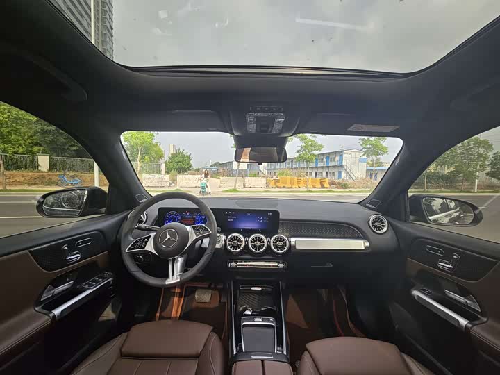 Фото 5 - Mercedes-Benz EQB