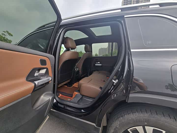 Фото 6 - Mercedes-Benz EQB