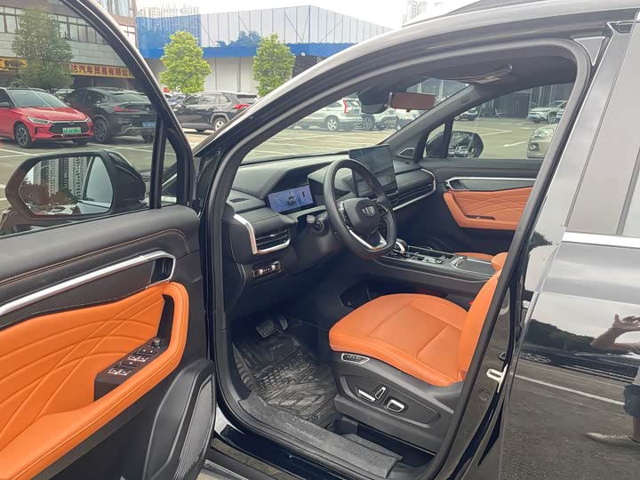 Geely Okavango L 2024 2024款 2.0T DCT旗舰型