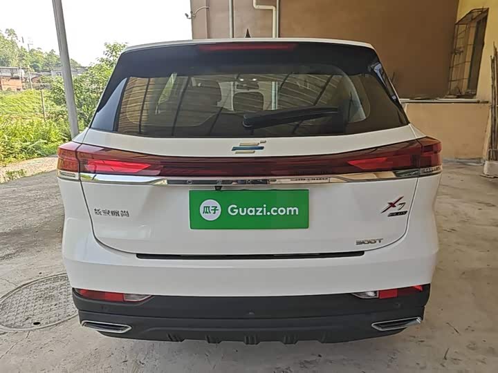 Changan Oshan X7 Plus 2023 2023款 畅享版 1.5T自动尊贵型 7座