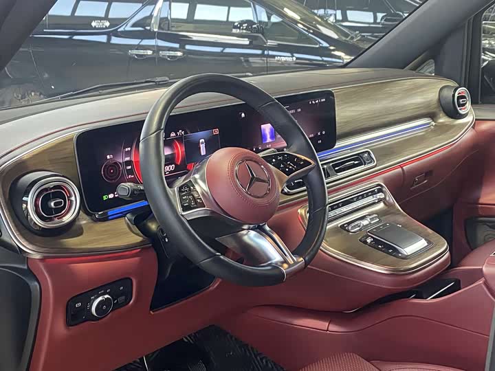 Фото 3 - Mercedes-Benz V-Class