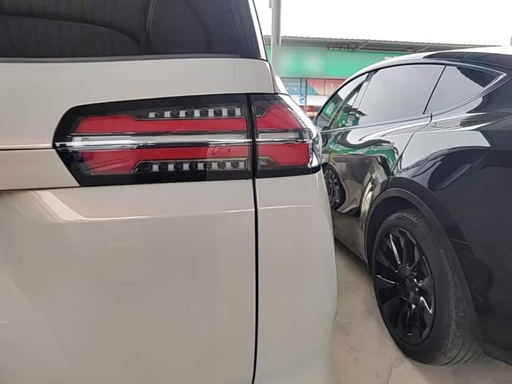 Wuling Starlight 730 Hybrid/EV 2025 2025款 纯电 500km 豪华型