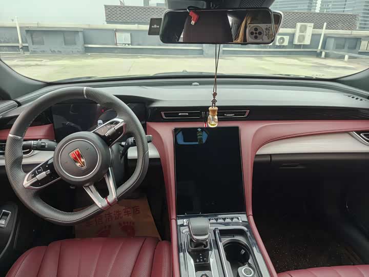 Hongqi H5 2025 2025款 2.0T 自动玄影版