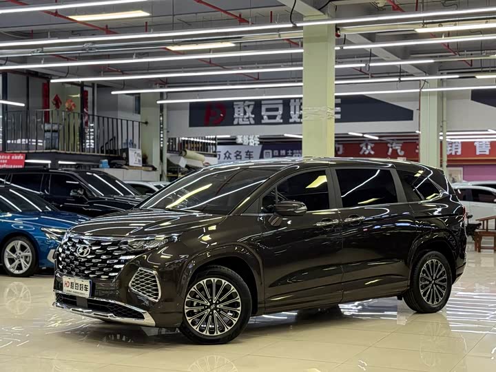 Hyundai Custo 2024 2024款 270TGDi LUX 尊贵版