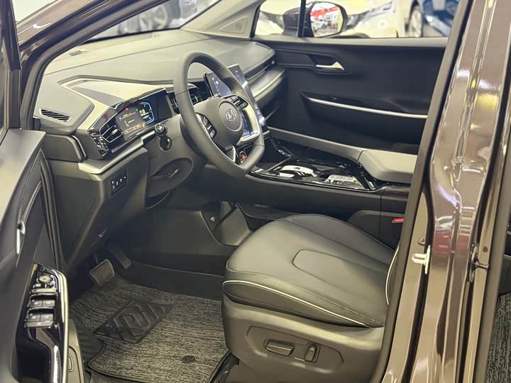 Hyundai Custo 2024 2024款 270TGDi LUX 尊贵版