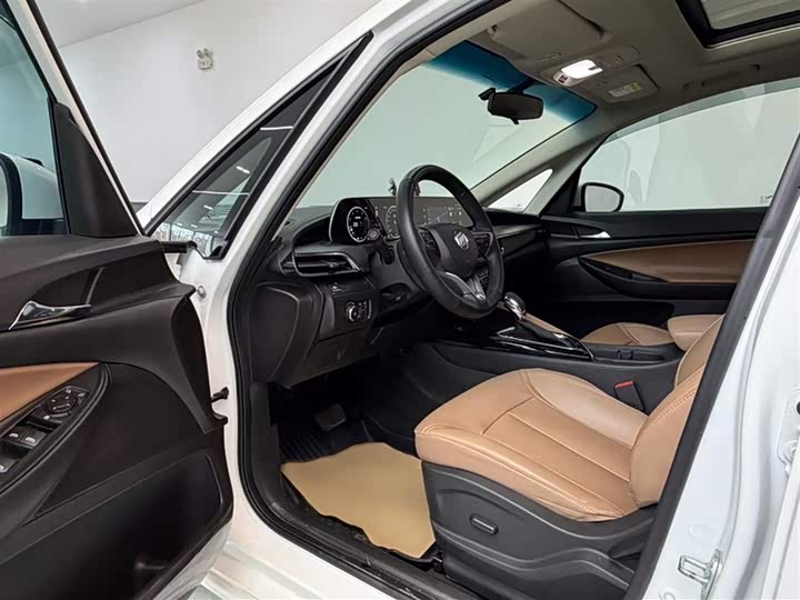 Photo 7 - Buick GL6