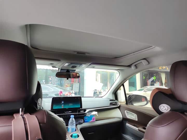 Toyota Sienna 2024 2024款 2.5L混动 舒适版