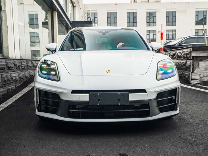 2026 Porsche Panamera