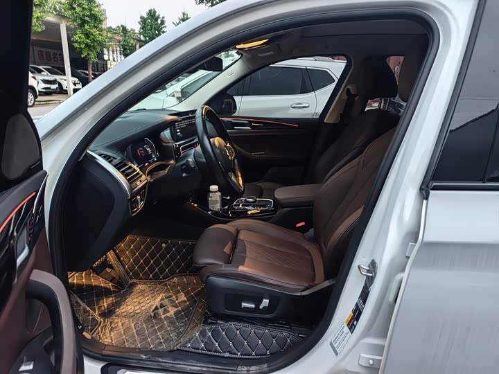 Фото 7 - BMW iX3