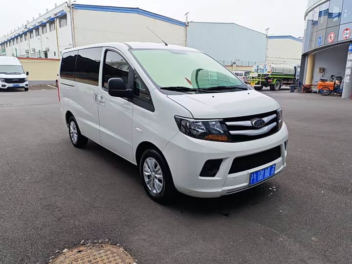 JAC Refine M3 2022 2022款 1.8L 7座标准版