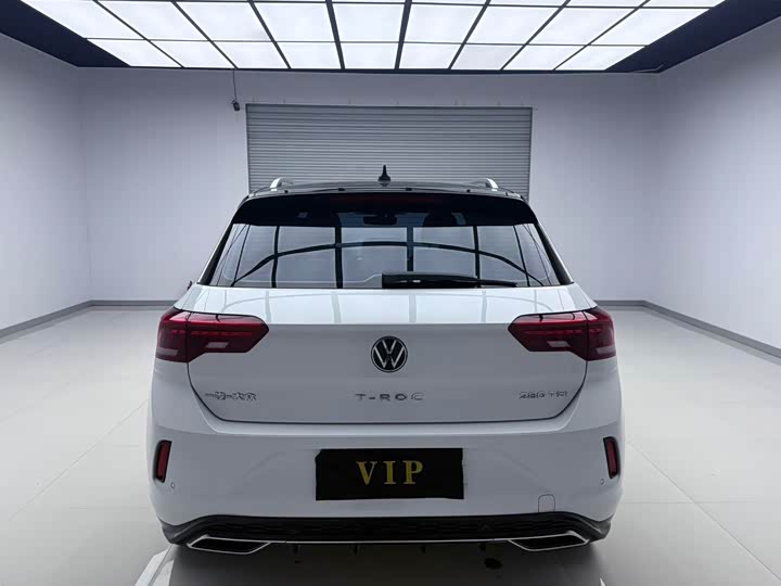 Фото 2 - Volkswagen T-Roc
