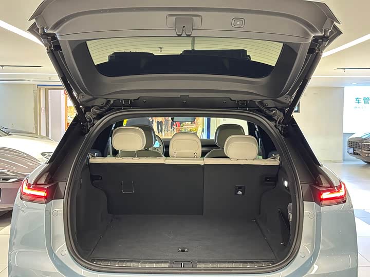 Фото 8 - Nio ES7