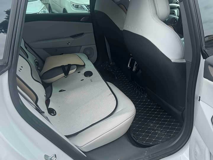 BAIC Arcfox Alpha S5 2025 2025款 改款 560MAX 185kW