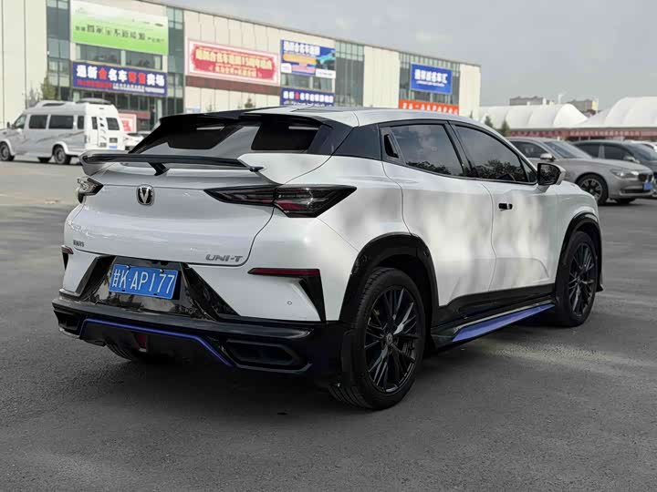 Changan UNI-T 2023 2023款 第二代 1.5T 尊贵型