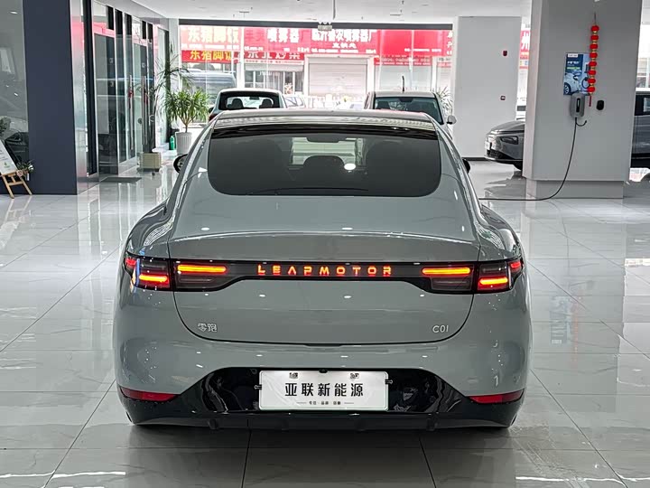 Leapmotor C01 2024 2024款 增程 316尊享版