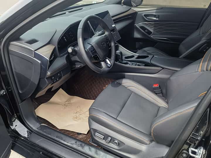 Фото 7 - Toyota Avalon