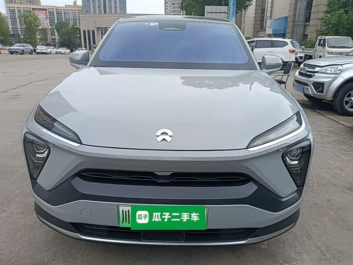 Фото 3 - Nio EC6