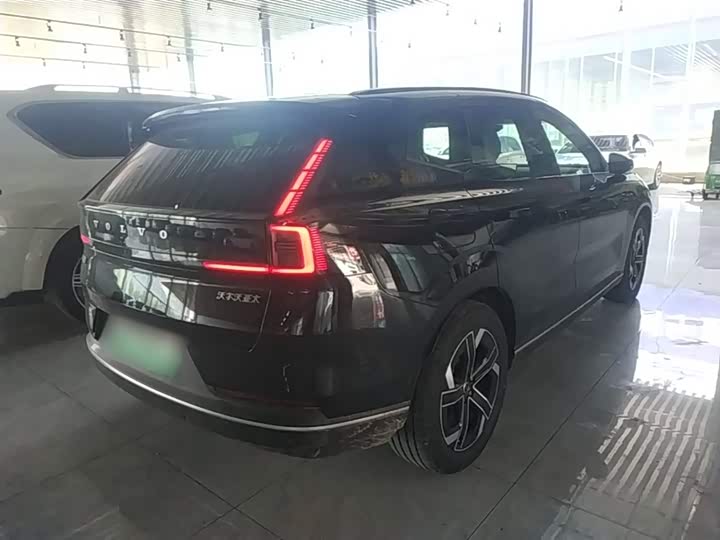 Volvo XC70 Hybrid 2026 2026款 四驱超长续航Core