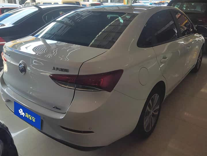 Photo 3 - Buick Excelle GT