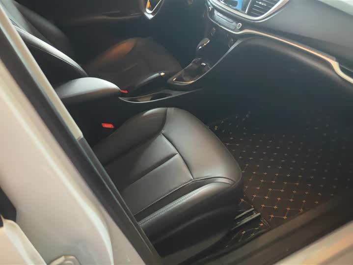 Photo 8 - Buick Excelle GT