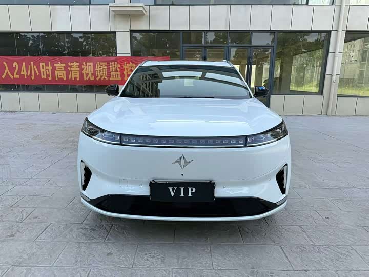 Photo 2 - Dongfeng Yipai eπ 008