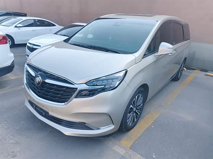 صورة 2 - Buick GL8 ES