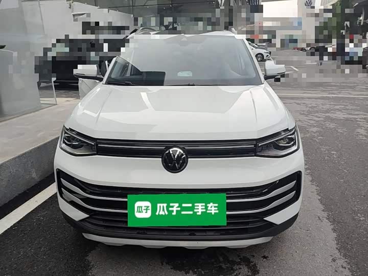 Фото 3 - Volkswagen Tharu