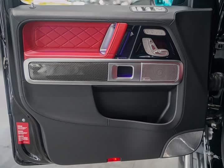 Фото 9 - Mercedes-Benz G-Class AMG