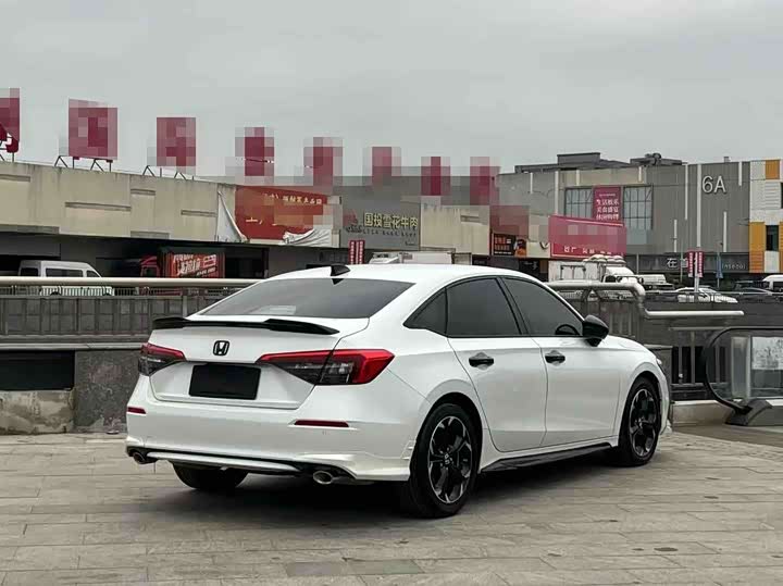 Фото 4 - Honda Civic