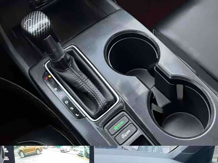 Фото 9 - Honda Civic