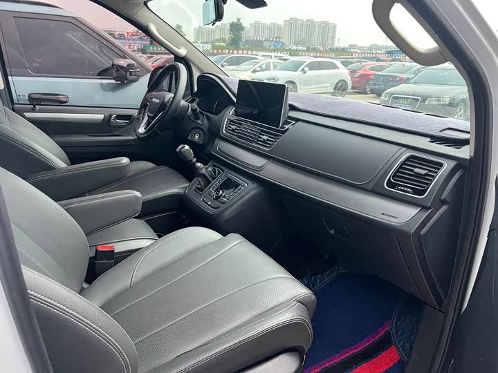 Maxus G20 2023 2023款 ES 2.0T 柴油手动超值版