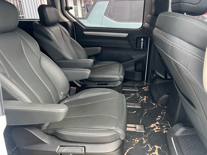 Maxus G20 2023 2023款 ES 2.0T 柴油手动超值版