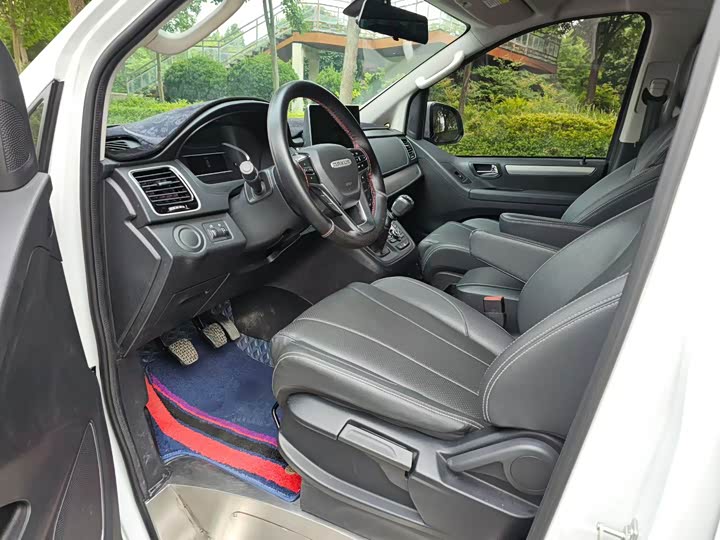 Maxus G20 2023 2023款 ES 2.0T 柴油手动超值版