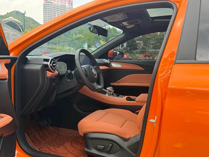 MG Motor 5 2026 2026款 300DTGI 全球旗舰MAX版