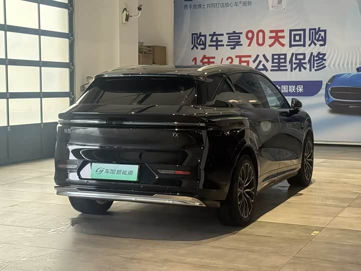 Zeekr 7X 2025 2025款 100kWh 长续航四驱智驾版