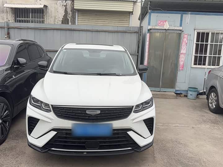 Фото 6 - Geely Coolray