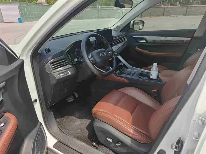 Geely Vision X6 2021 2021款 PRO 1.4T 自动尊贵型