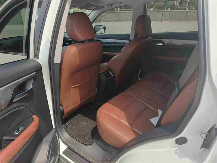 Geely Vision X6 2021 2021款 PRO 1.4T 自动尊贵型