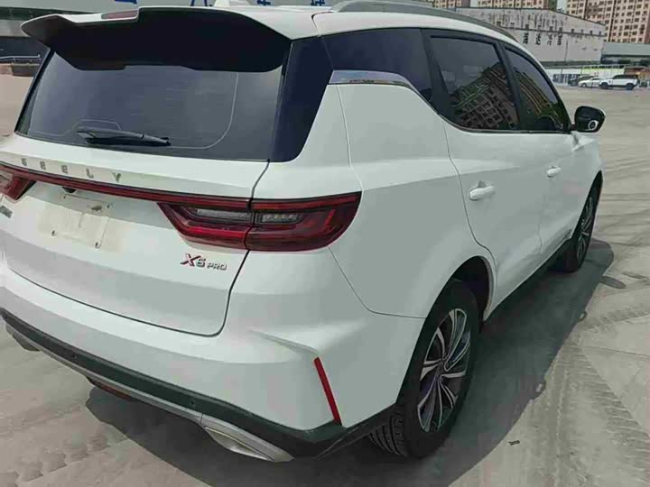 Geely Vision X6 2021 2021款 PRO 1.4T 自动尊贵型
