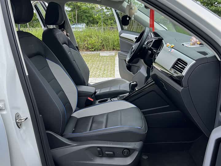 Фото 9 - Volkswagen Tayron GTE Hybrid