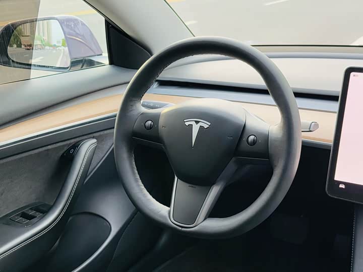 Zdjęcie 7 - Tesla Model 3