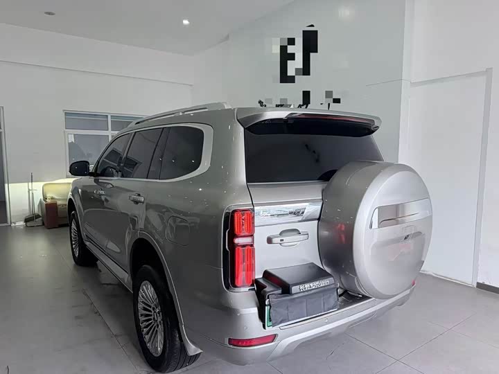 Фото 7 - Tank 500 Hybrid