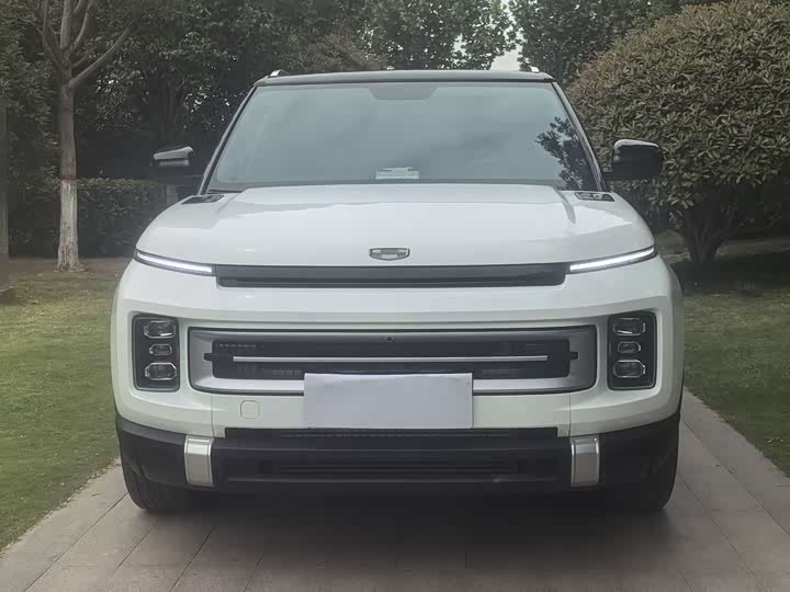 2025 Geely Icon