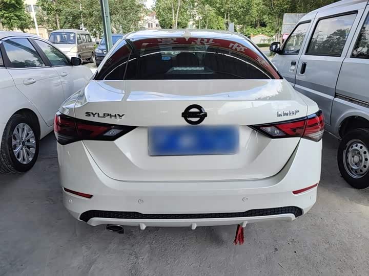 Zdjęcie 6 - Nissan Sylphy
