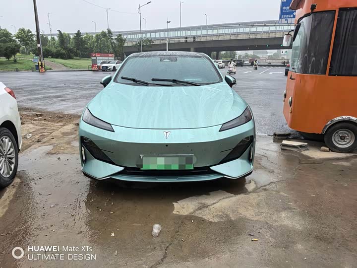 Photo 2 - Changan Deepal SL03