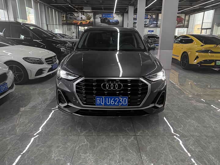 Фото 3 - Audi Q3